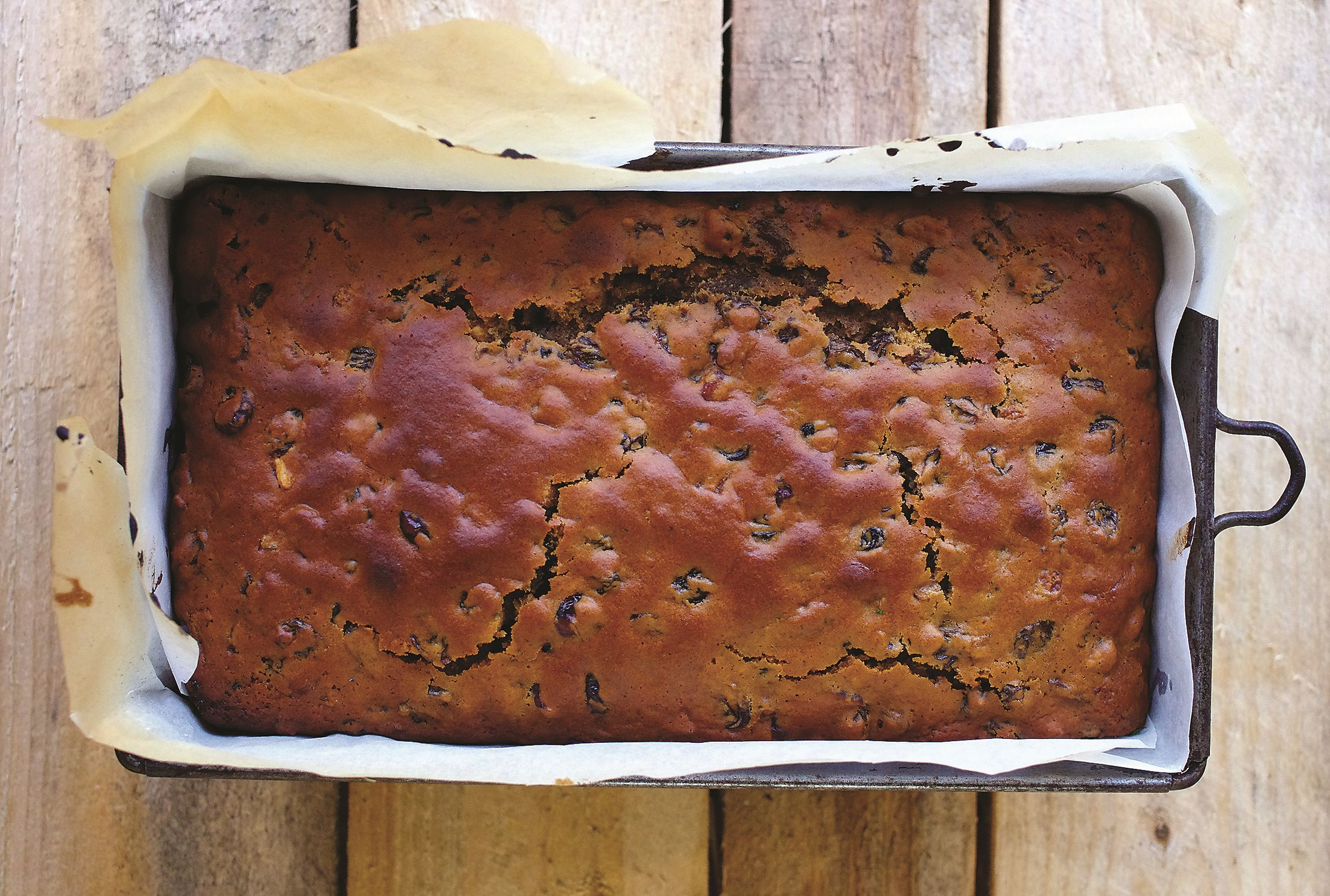 Apricot Cherry Oat Bara Brith Loaf Recipe - Tea and Mangoes