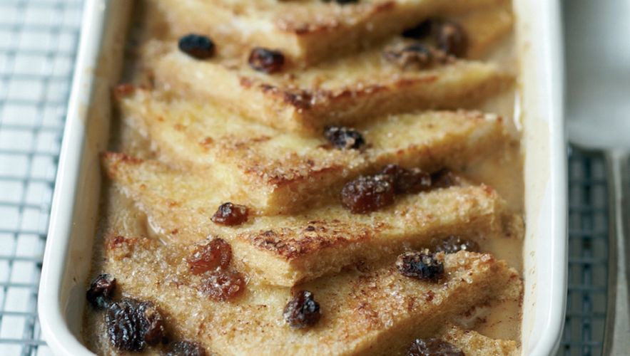 Old Fashioned Bread and Butter Pudding - Makes, Bakes and Decor